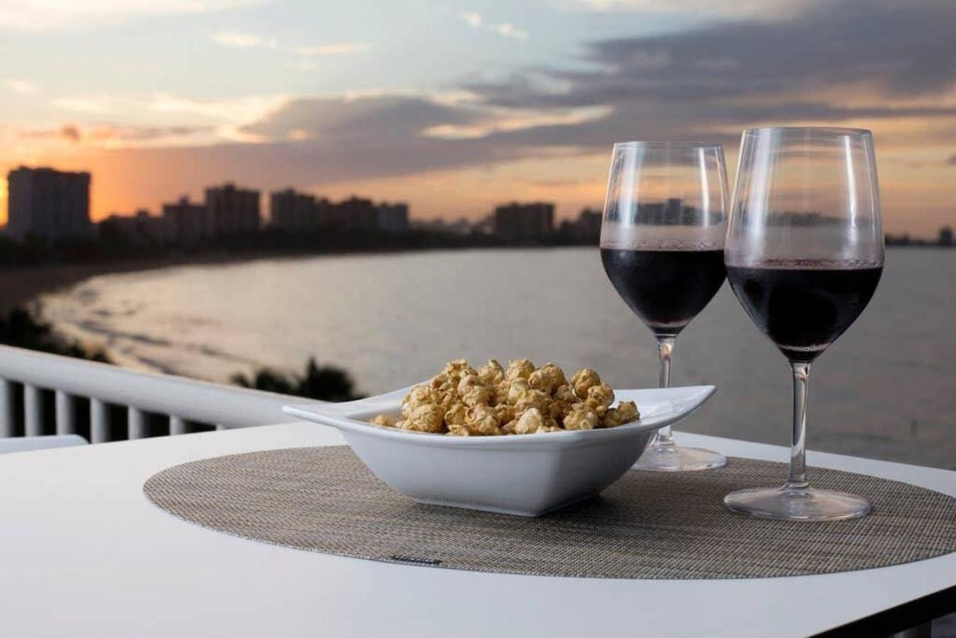 Pr Rentals Beach Front Penthouse A 604 San Juan Buitenkant foto